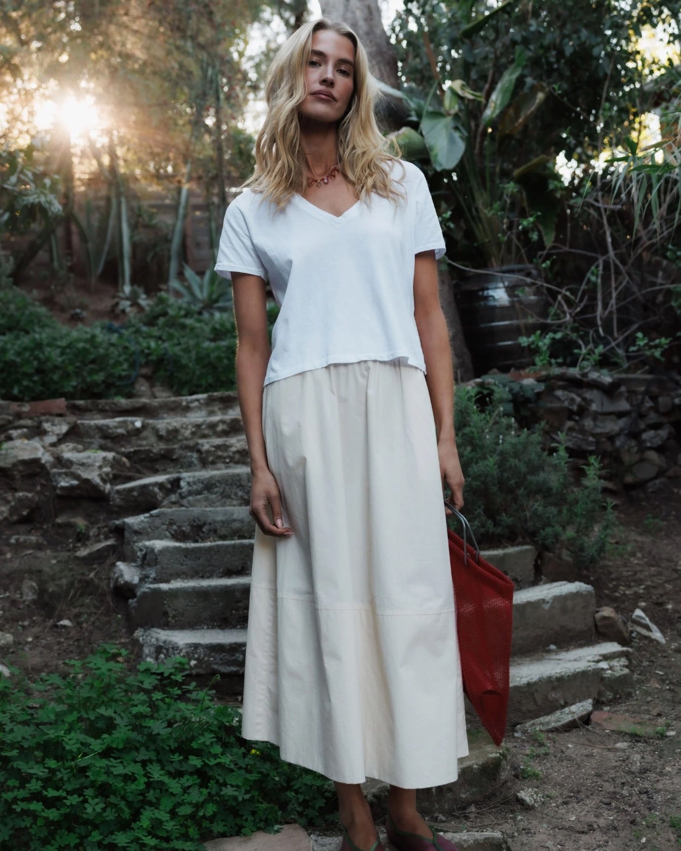 Hendrix V-Neck Tee in White