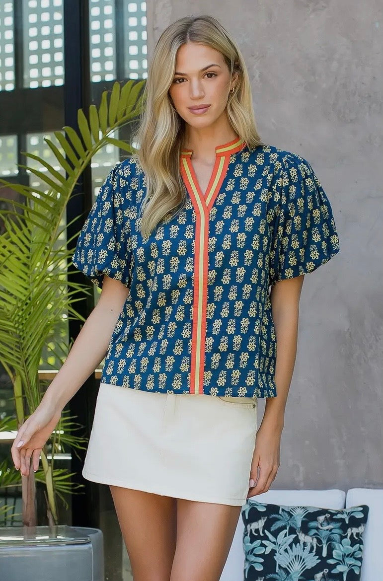 Puff Sleeve Floral Detailed V-Neck Top in Blue