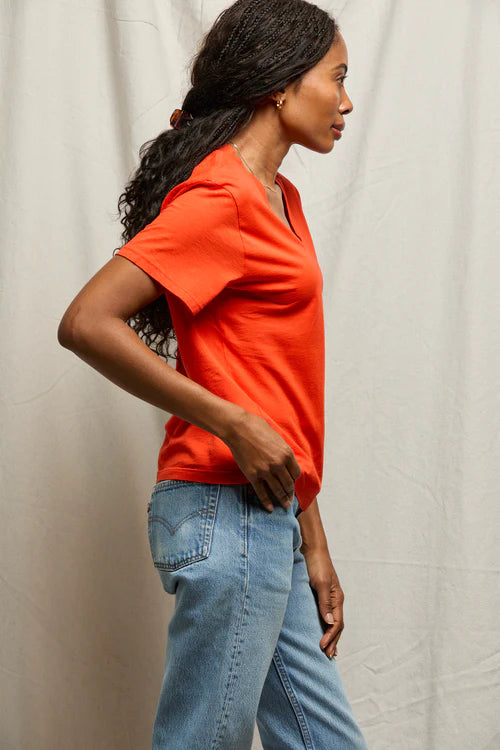 Hendrix Boxy V Neck Tee