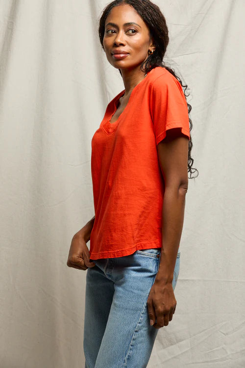 Hendrix Boxy V Neck Tee