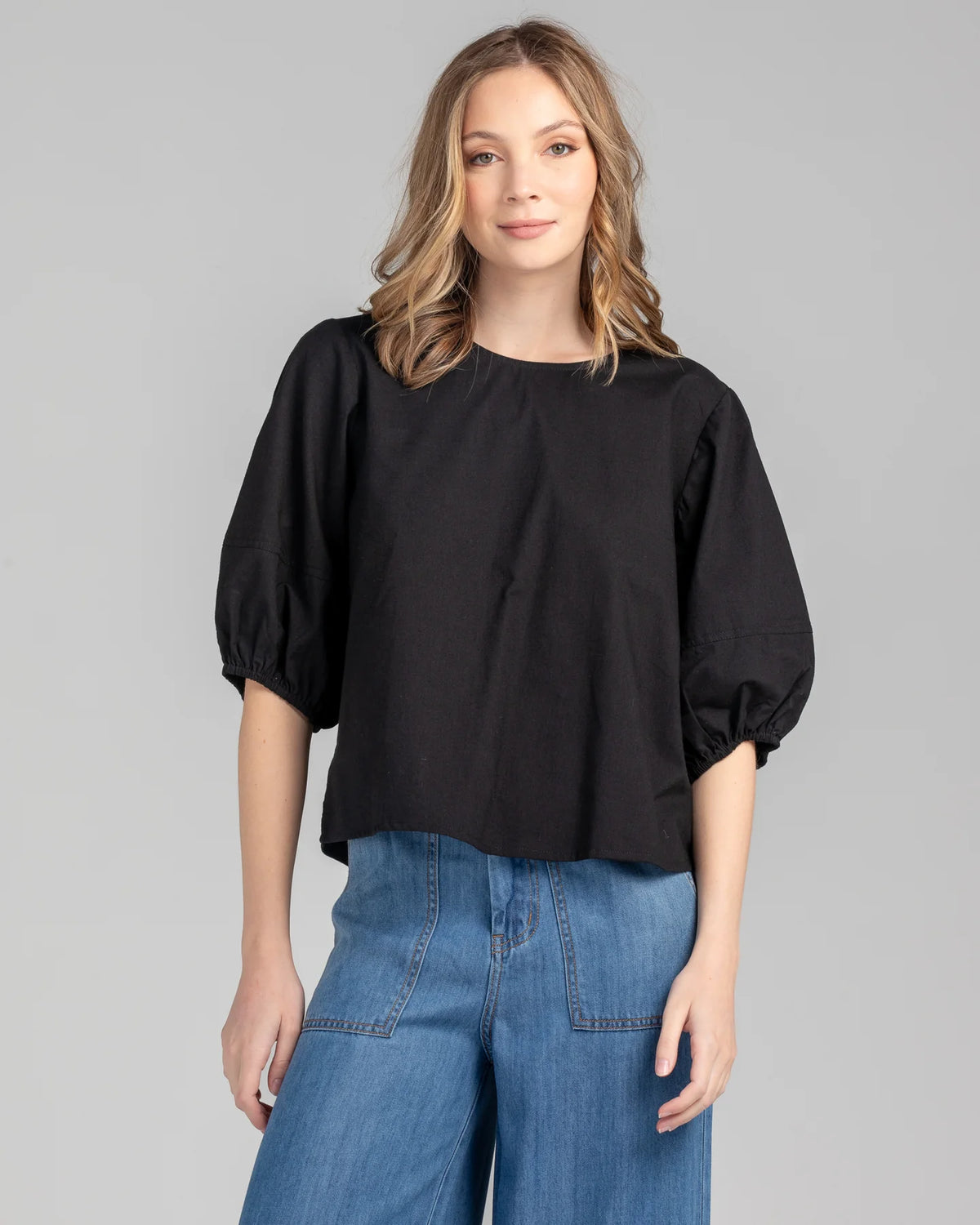 Ava Top Black