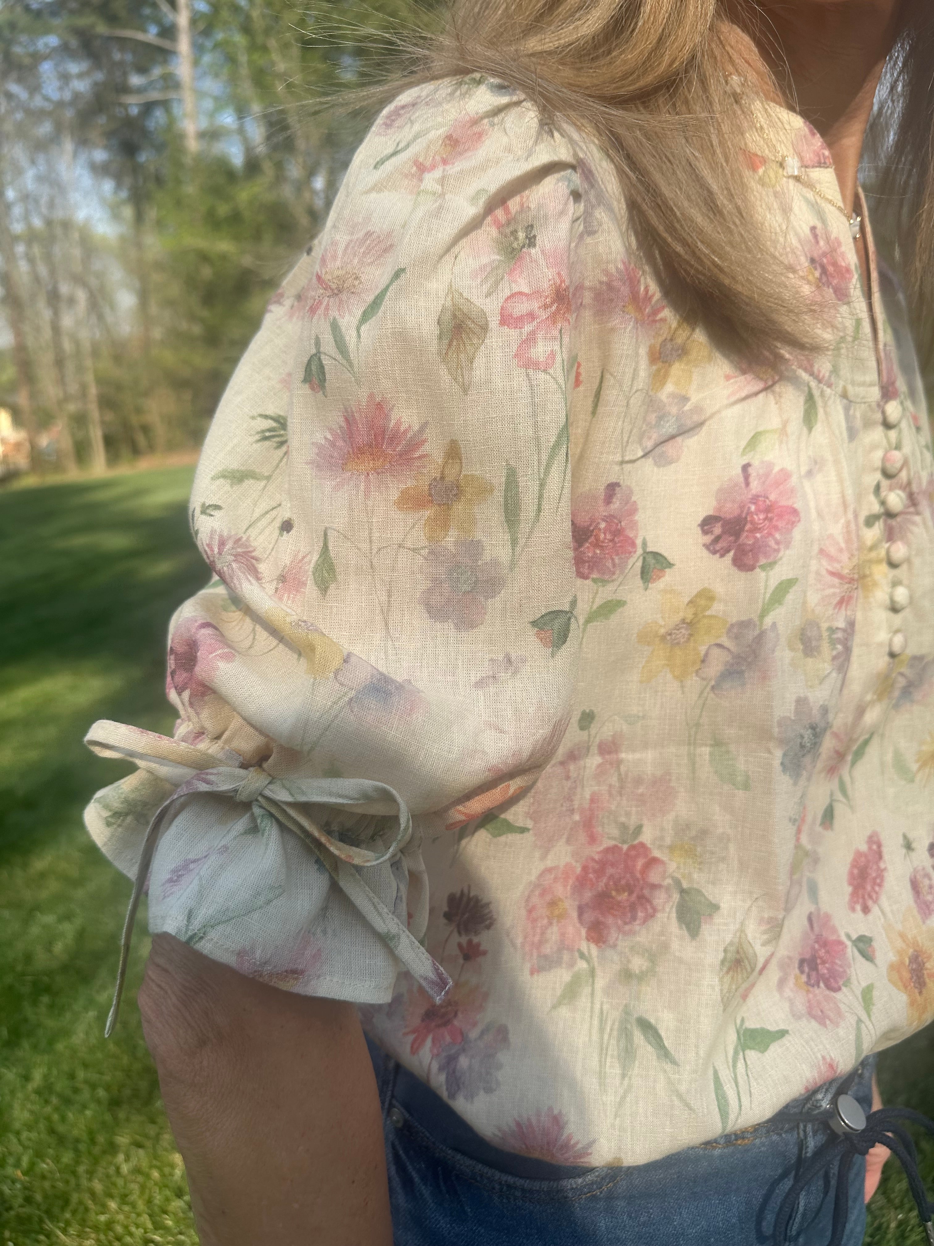 Hesper Hue Helix Blouse