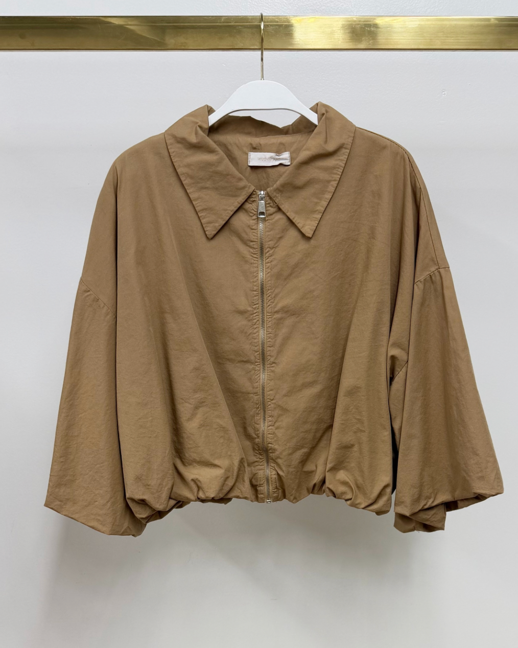 Jess - Bubble Sleeve Jacket in camel